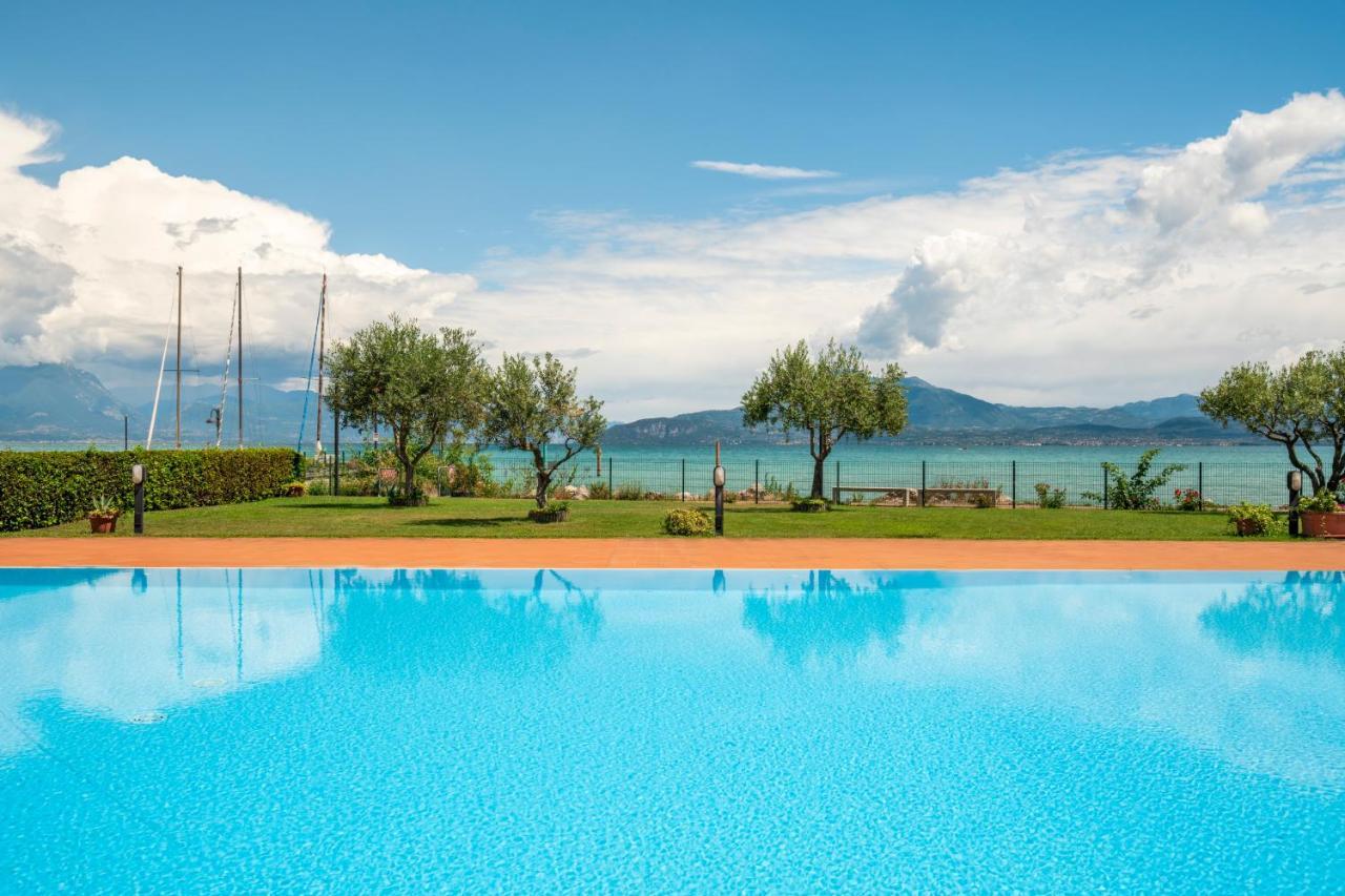 Vista - Lake & Pool Sirmione Exteriér fotografie