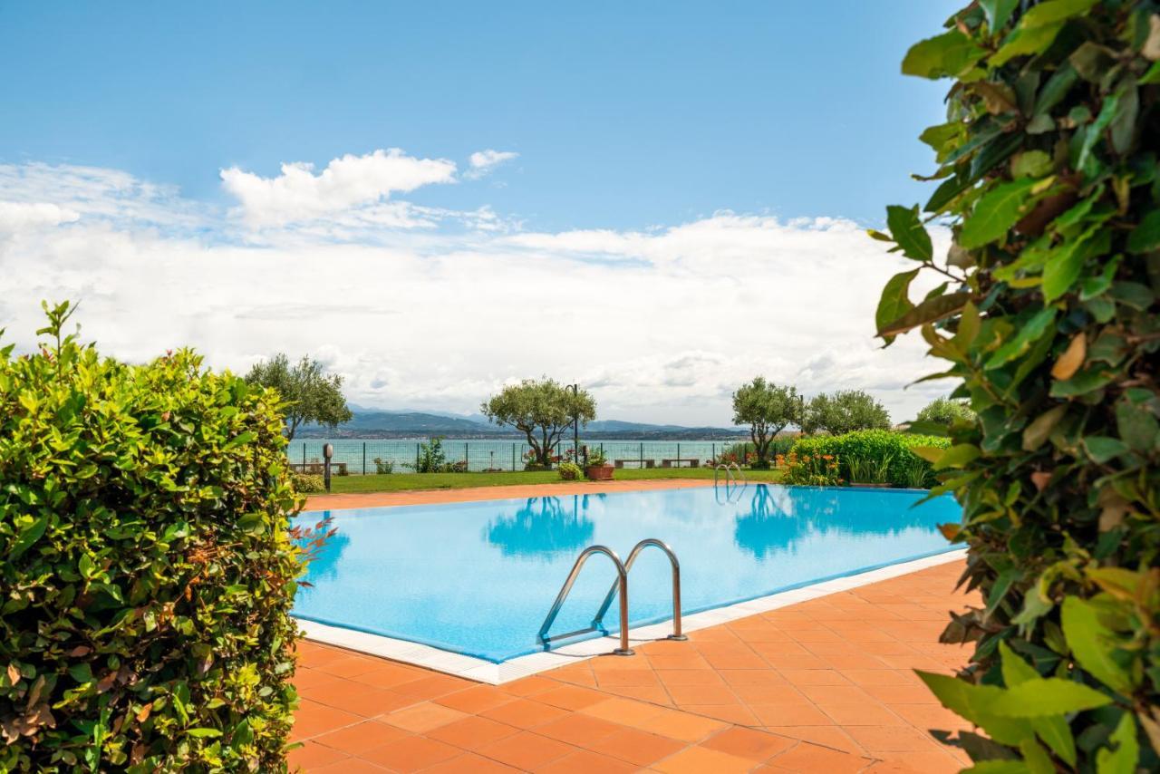 Vista - Lake & Pool Sirmione Exteriér fotografie