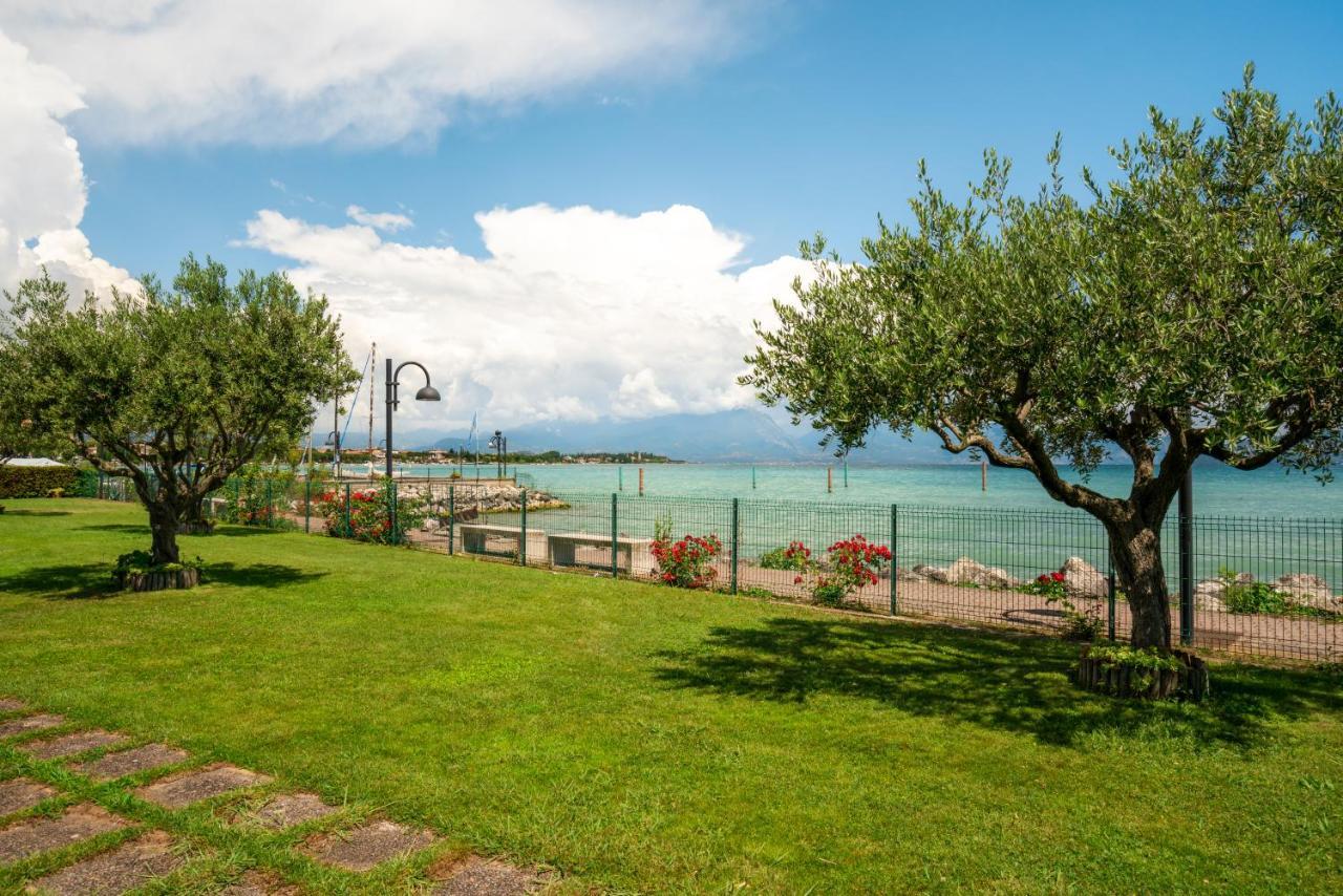 Vista - Lake & Pool Sirmione Exteriér fotografie
