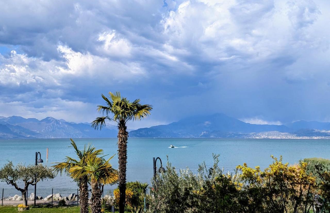 Vista - Lake & Pool Sirmione Exteriér fotografie