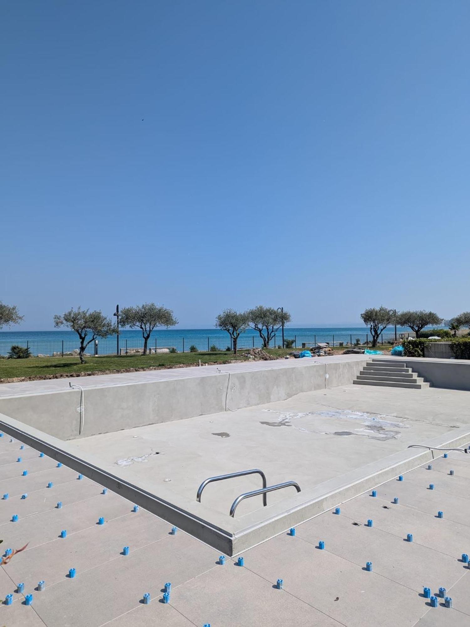 Vista - Lake & Pool Sirmione Exteriér fotografie